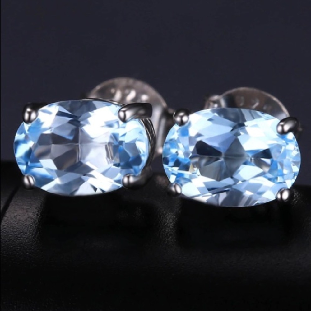 🆕S925 Oval 1.89TCW Brazilian Natural Blue Topaz
